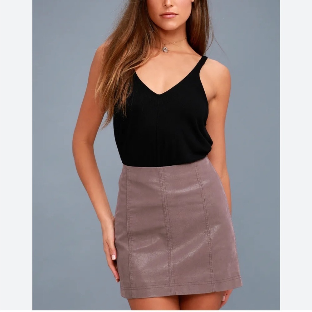 New Modern Femme Mauve Vegan Suede Mini Skirt size 12